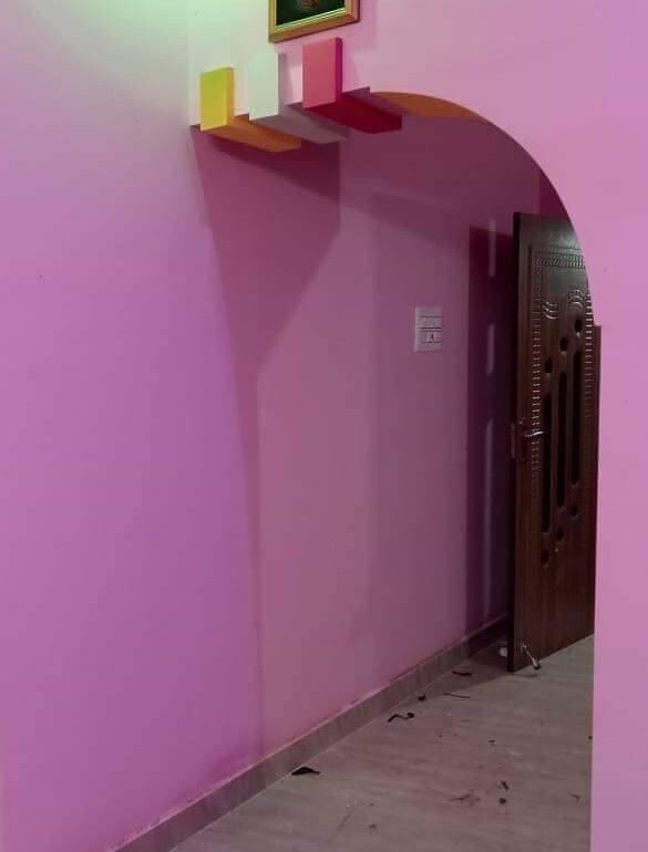 Wall with pink paint on the wall