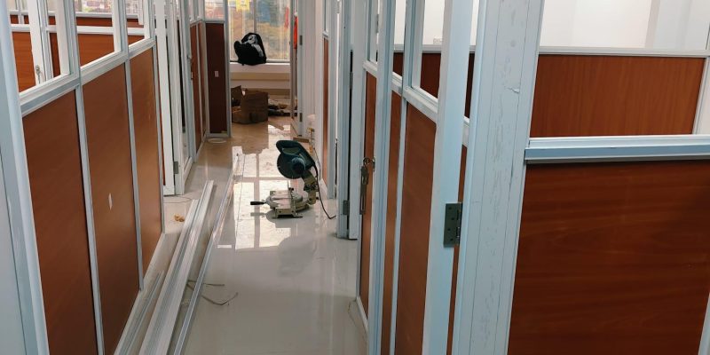 Office partitioning aluminum fabrication