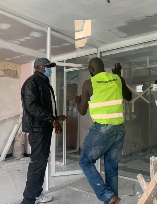 aluminium office partitioning