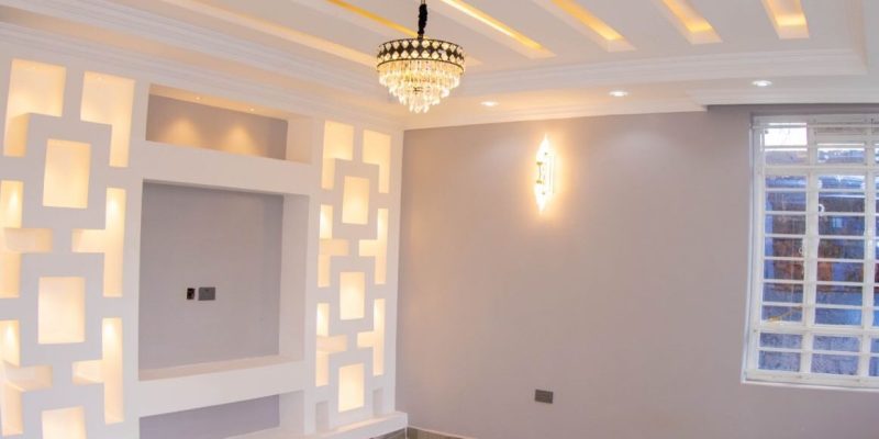 A clear view of a Tv wall at a home in Kenyatta Road, off Thika Road. made from gypsum with an elegant design and finishes. Gypsum Installer in Kenya